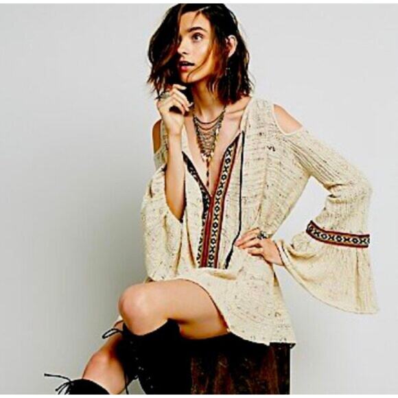 Free People For The Love of Flowers Tunic. Medium - Picture 1 of 12